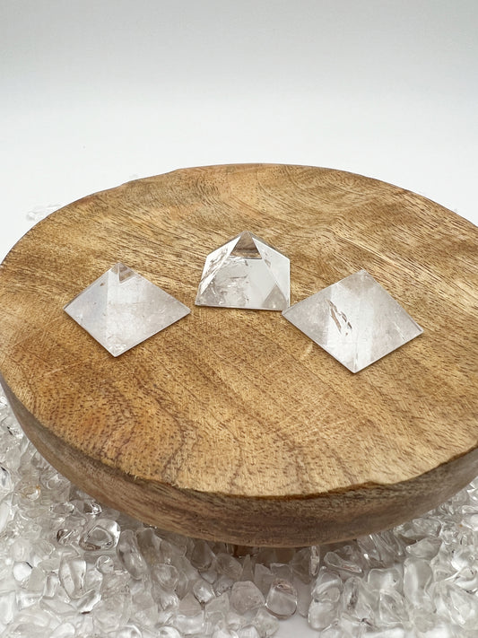 Quarz Pyramide 2-2,5cm