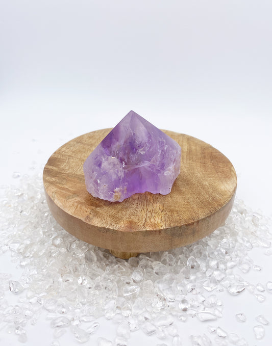 Amethyst halb polierte Spitze