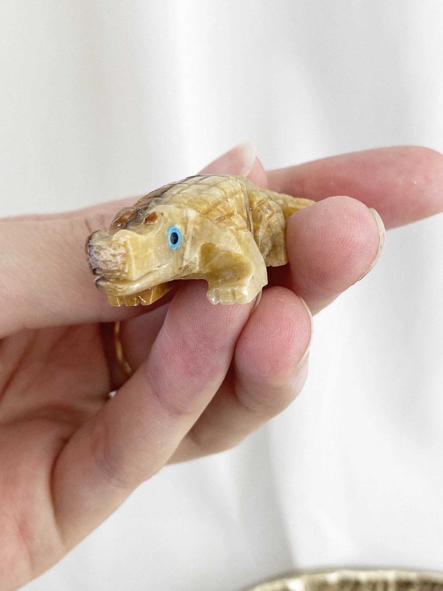 Steatit Krokodil ca. 3.3 cm / Farbe variiert